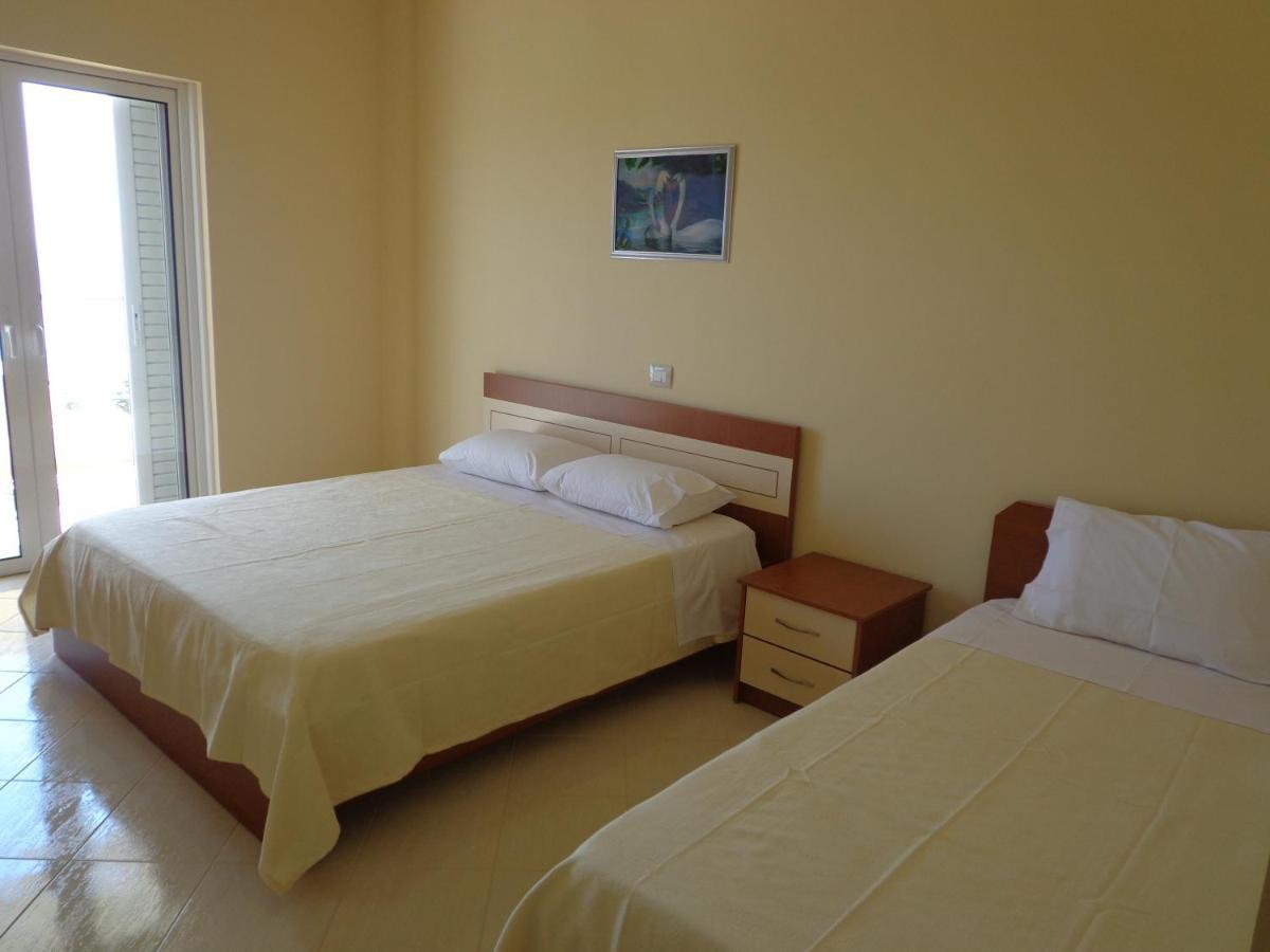 Olympian Rooms Dhërmi Exteriör bild