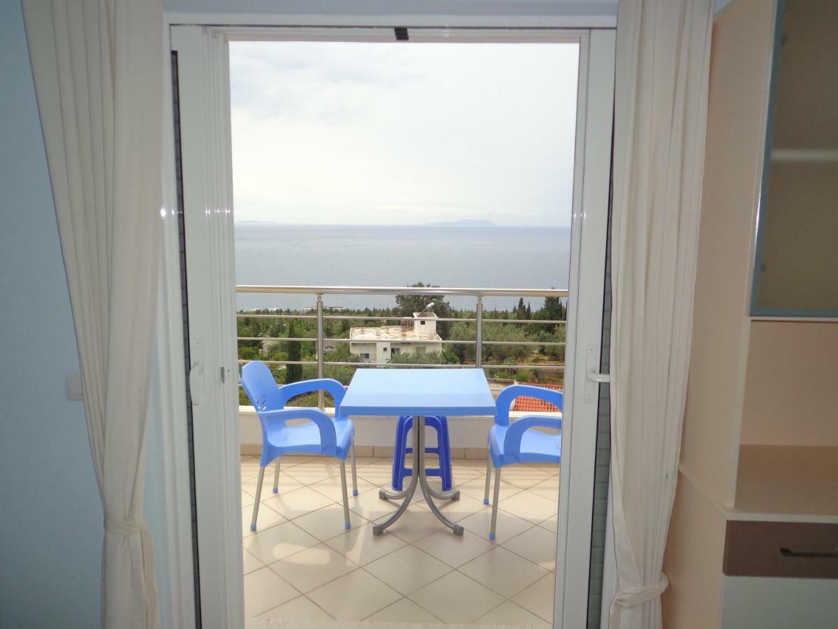 Olympian Rooms Dhërmi Exteriör bild